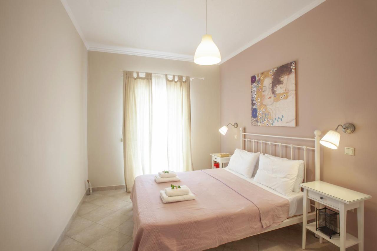 Kassiopi Seafront Elegant Apartments Exterior photo
