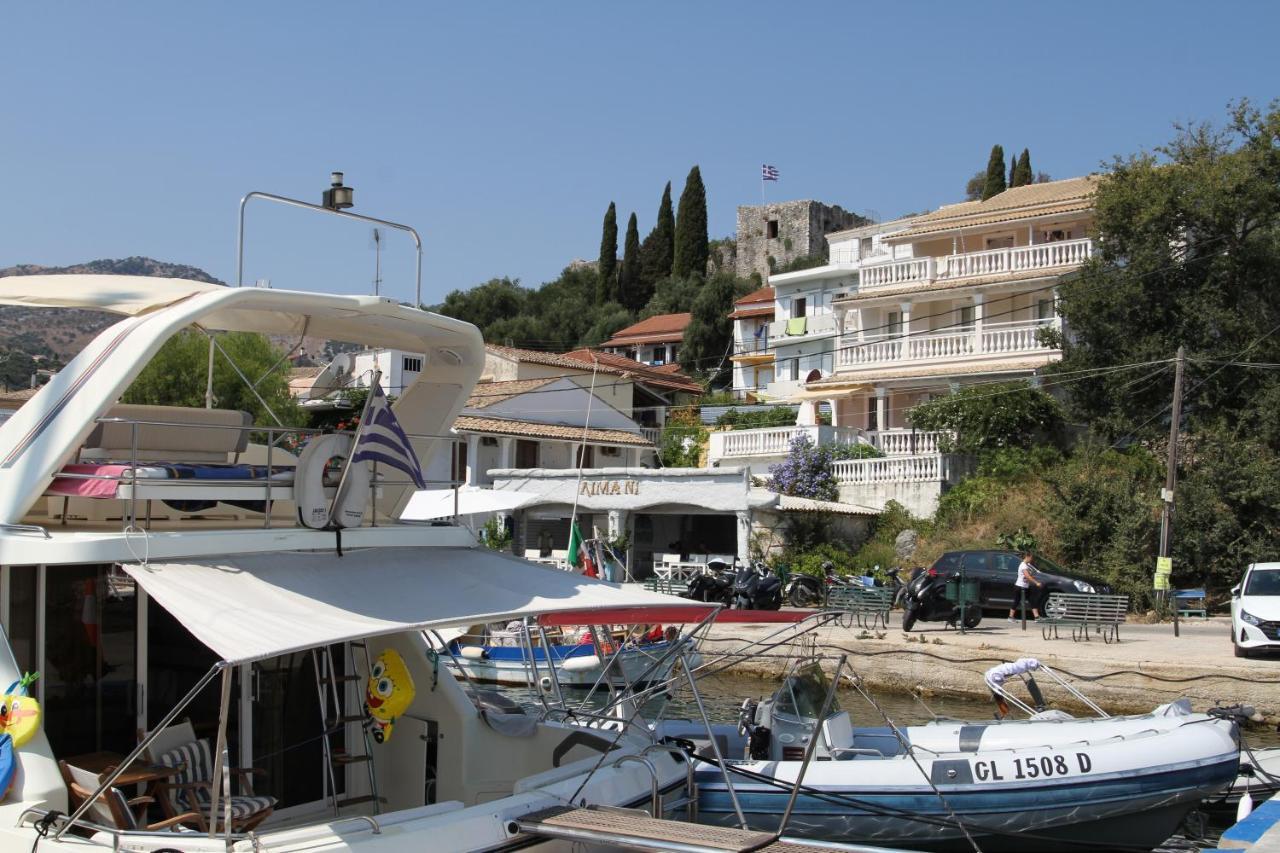 Kassiopi Seafront Elegant Apartments Exterior photo